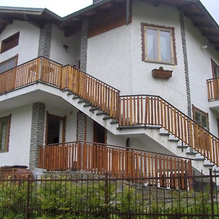 Residenza La Ruina Aparthotel Фенестреле Екстериор снимка