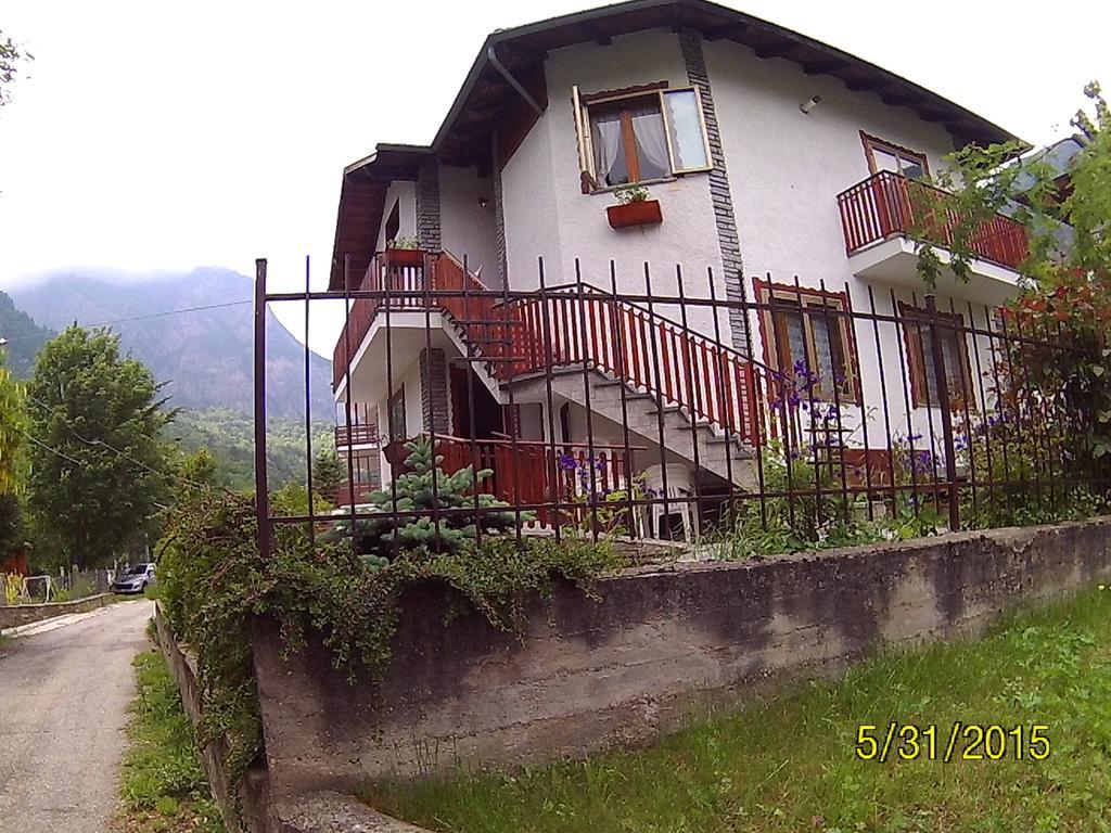 Residenza La Ruina Aparthotel Фенестреле Екстериор снимка